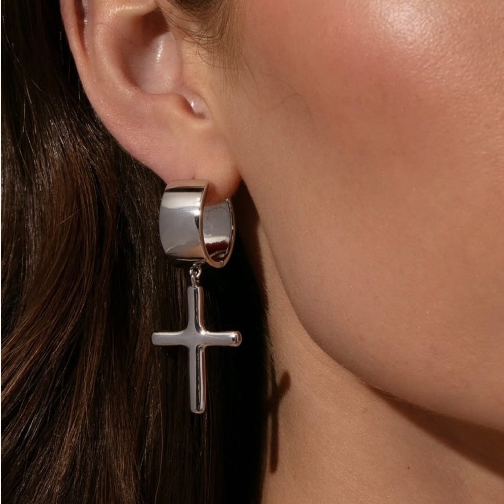 NEW Uncommon James Silver Chunky Cross Huggie earrings